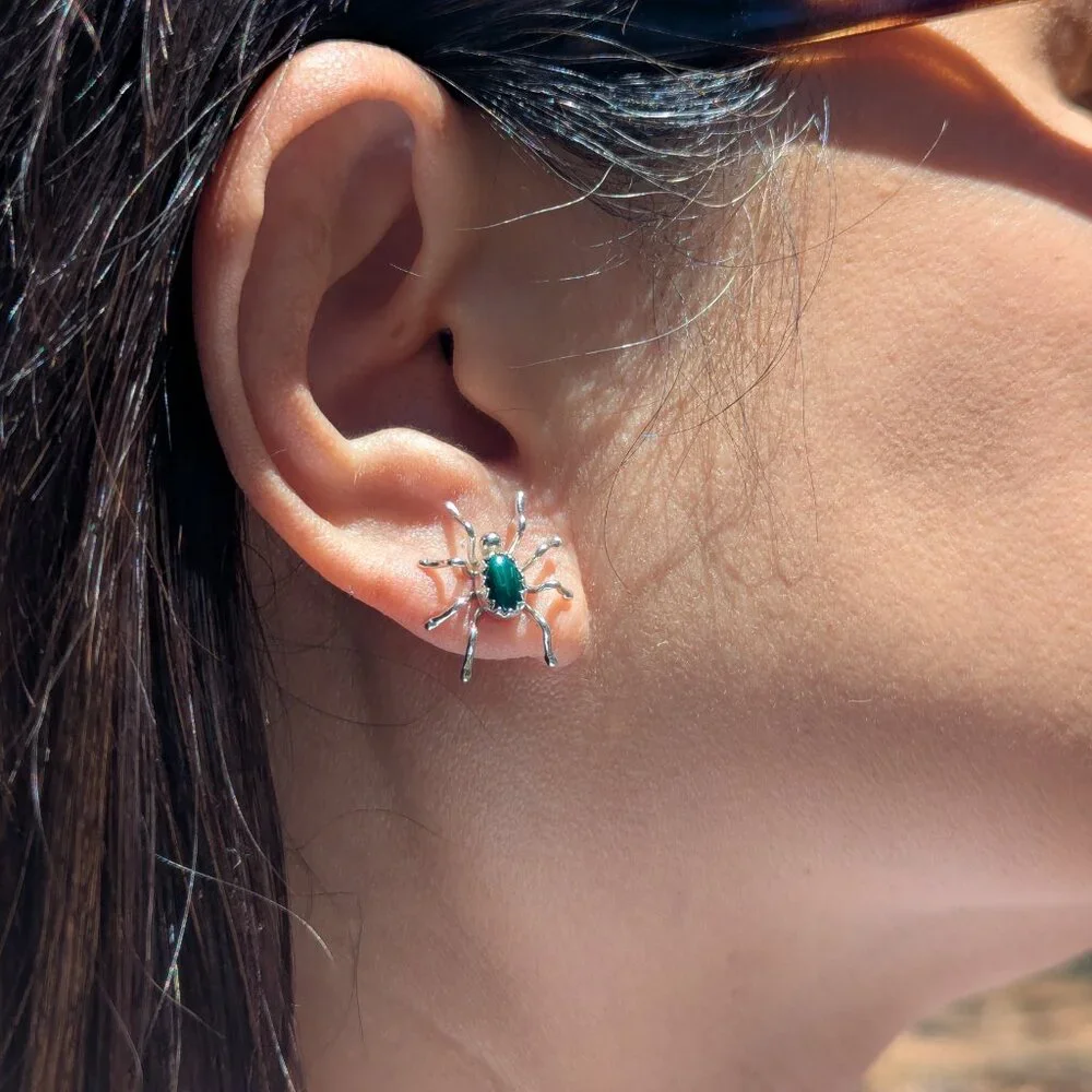Handmade Navajo Stud Earrings Native American Spider Malachite Stone Jewelry ***